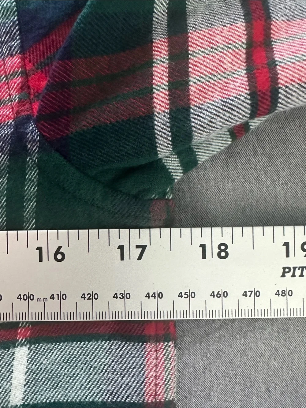 Vineyard Vines Boys Flannel Plaid Button Down Shirt Charleston Green Size M NWT